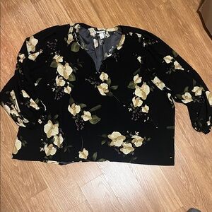 Ava & Viv Black Blouse with Cream Floral Design 4XL